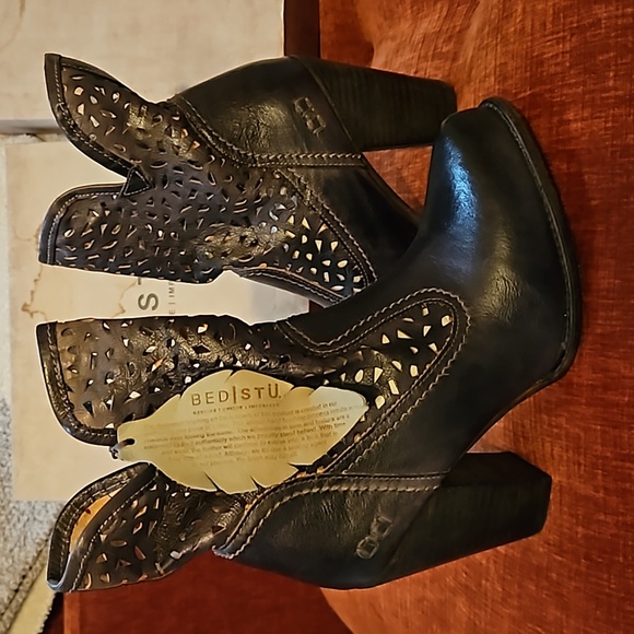 BED STU Irma Graphito Rustic Boots High Heel Leather Cutouts Black Size 9.5 NWT - Picture 14 of 16